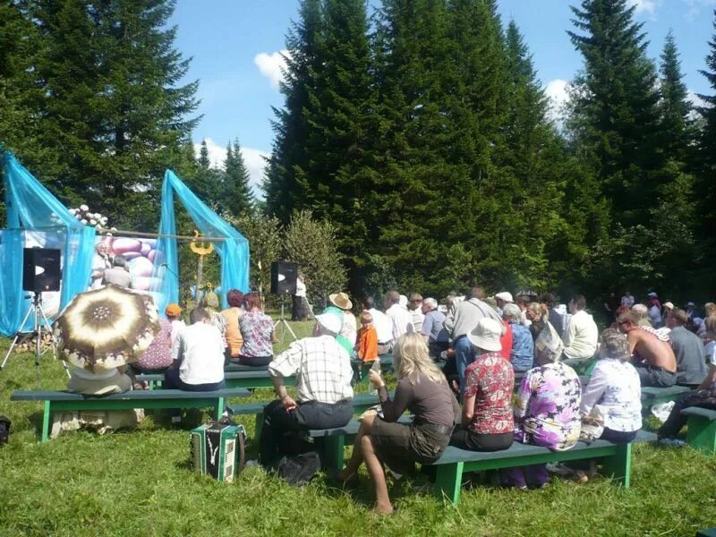 Александровские родники. Родник Александровский. Деревня Александровка Кемерово. Таежно Александровка Мариинского района. Деревня Александровка Кемеровская область Мариинский район.