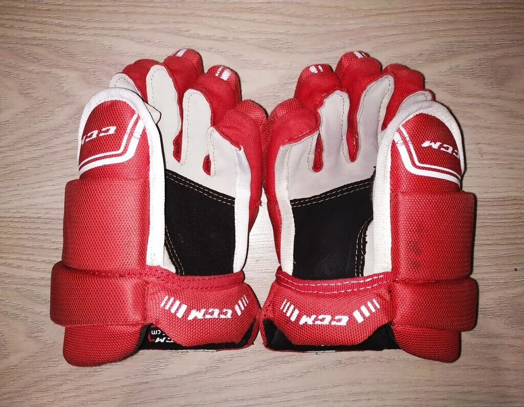 комиссионный магазин хоккейной экипировки. хоккейная экипировка киров. магазин хоккейной экипировки тафгай. хоккейный магазин находка лидер. хоккейная экипировка киров.