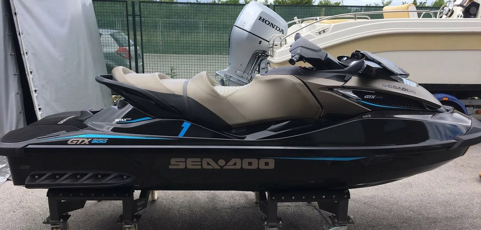 Sea Doo GTX 300. BRP Sea Doo GTX 300 Limited. Sea Doo GTX 300 Limited 2023. Sea Doo GTX Limited 300.