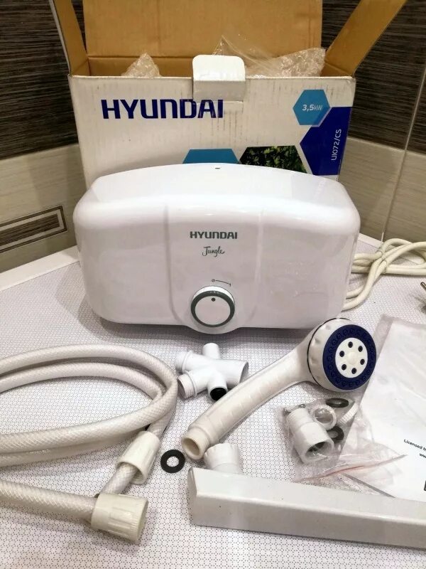 Hyundai h iwr2 3p ui074 c. Водонагреватель проточный hyundai h-iwr2-3p-ui072/cs. проточный водонагреватель hyundai h-iwr2-5p-ui106. h-iwr2-3p-ui072/cs. водонагреватель проточный hyundai h-iwr2-5p-ui076/c.