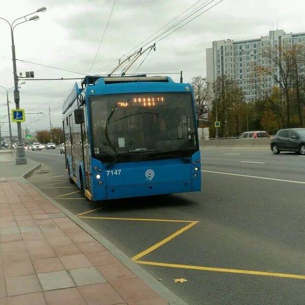 Троллейбус 40 изменение. Троллейбус 40 Москва. Троллейбус 40 маршрут Москва. Троллейбус 40. Траллейбуса.