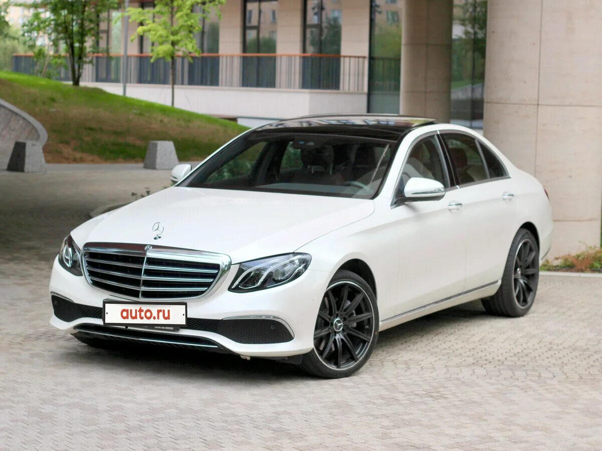 Кузов мерседес е класс купить. Mercedes Benz e class w213. Mercedes e200 w213 белый. Mercedes e class 213. Mercedes w213 белый.