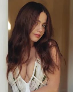 Molly Gordon - Vanity Fair Magazine July 2023.