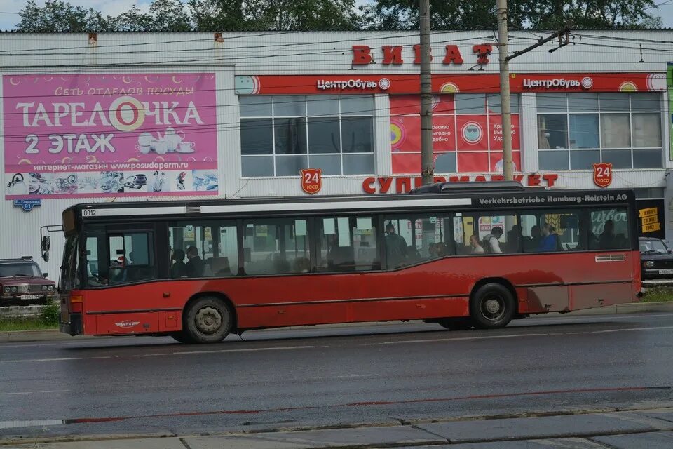 1 Автобус Пермь. 73 Автобус Пермь. Автобусы 2000 годов.