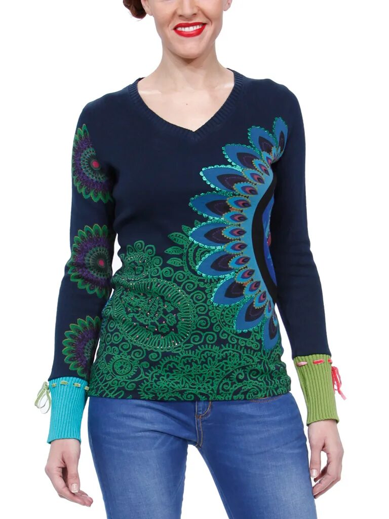 Красивая стильная одежда. Caliope одежда. Caliope одежда. Топ calliope. Вечернее платье на вешалке.