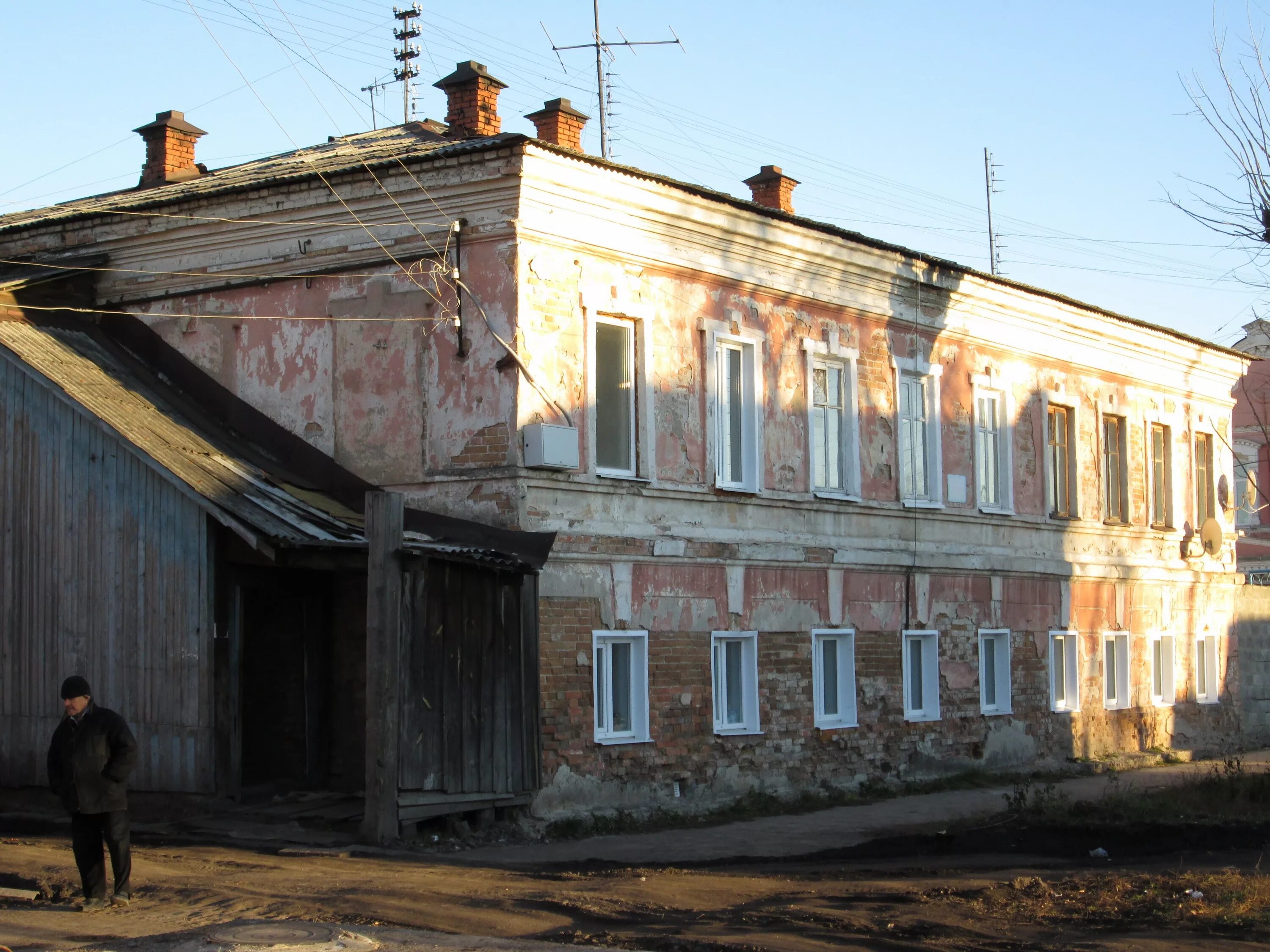 ул володарского 12