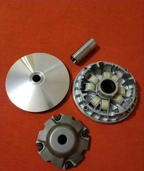 Грузики вариатора cf moto. Ведущий шкив вариатора cf moto 500. cf moto x5 вариатор. вариатор cf moto 500. вариатор на cf moto x5 ho.