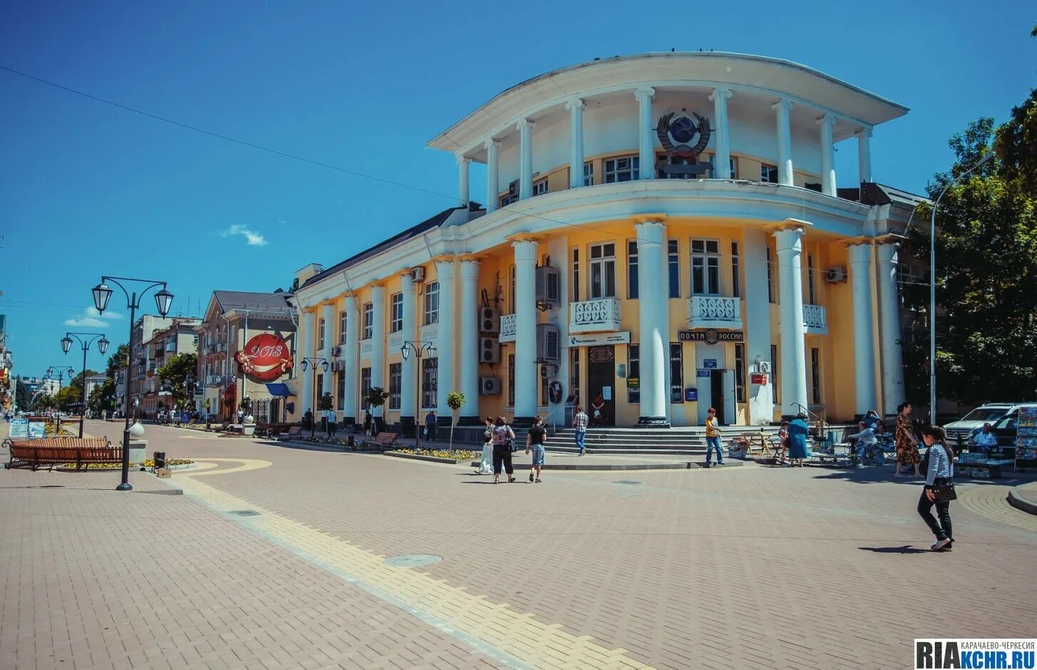 Черкессия столица. Карачаево-Черкесская Республика столица город Черкесск. КЧР город Черкесск. Черкесск 1825. Черкесск Центральная улица.