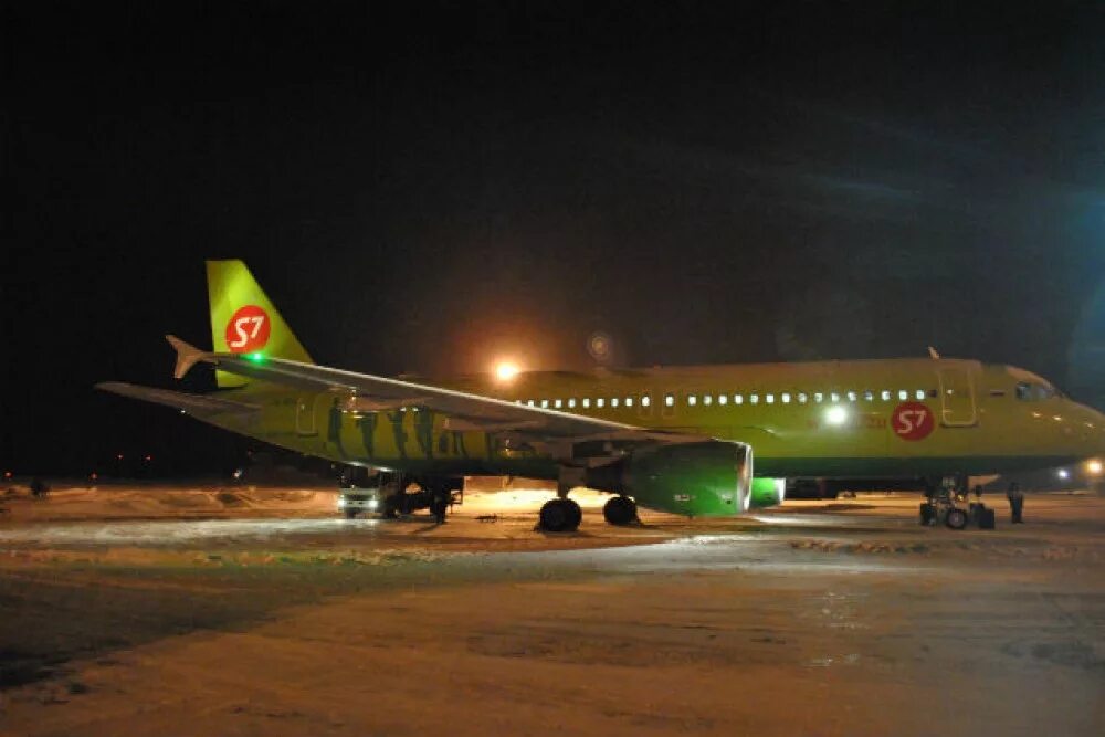 Полетим новосибирск. Самолет Новосибирск Санкт-Петербург. С7 Чита. Самолет Новосибирск. Чита Новосибирск самолет.