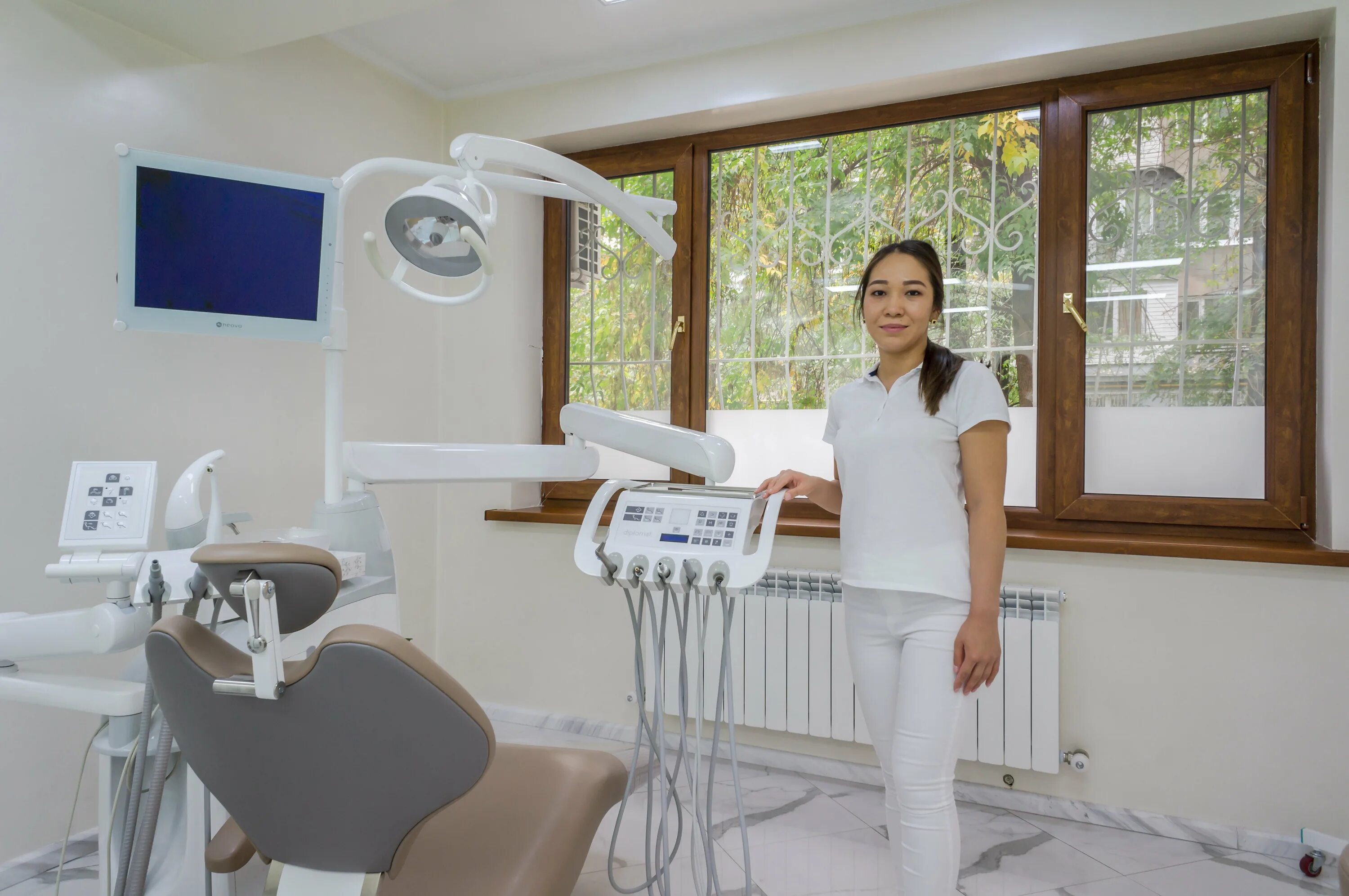 Ординатура стоматология картинки. Детская стоматология алматы. Стоматологическая клиника в алматы dental. Дарис актобе стоматология. Башдент мелеуз стоматология.