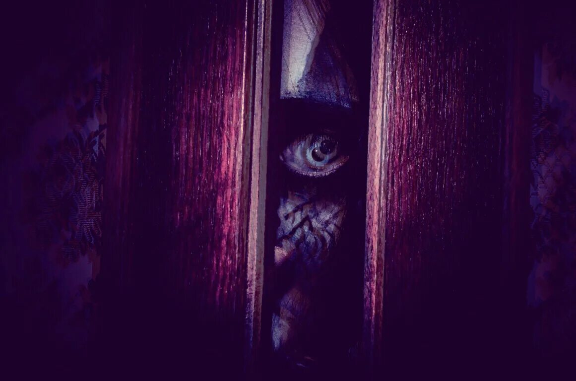 Мистические истории страшилки. Страшные истории читать. Nosferatu страшные истории. Хоррор страшные истории. Дверной глазок страшилка.