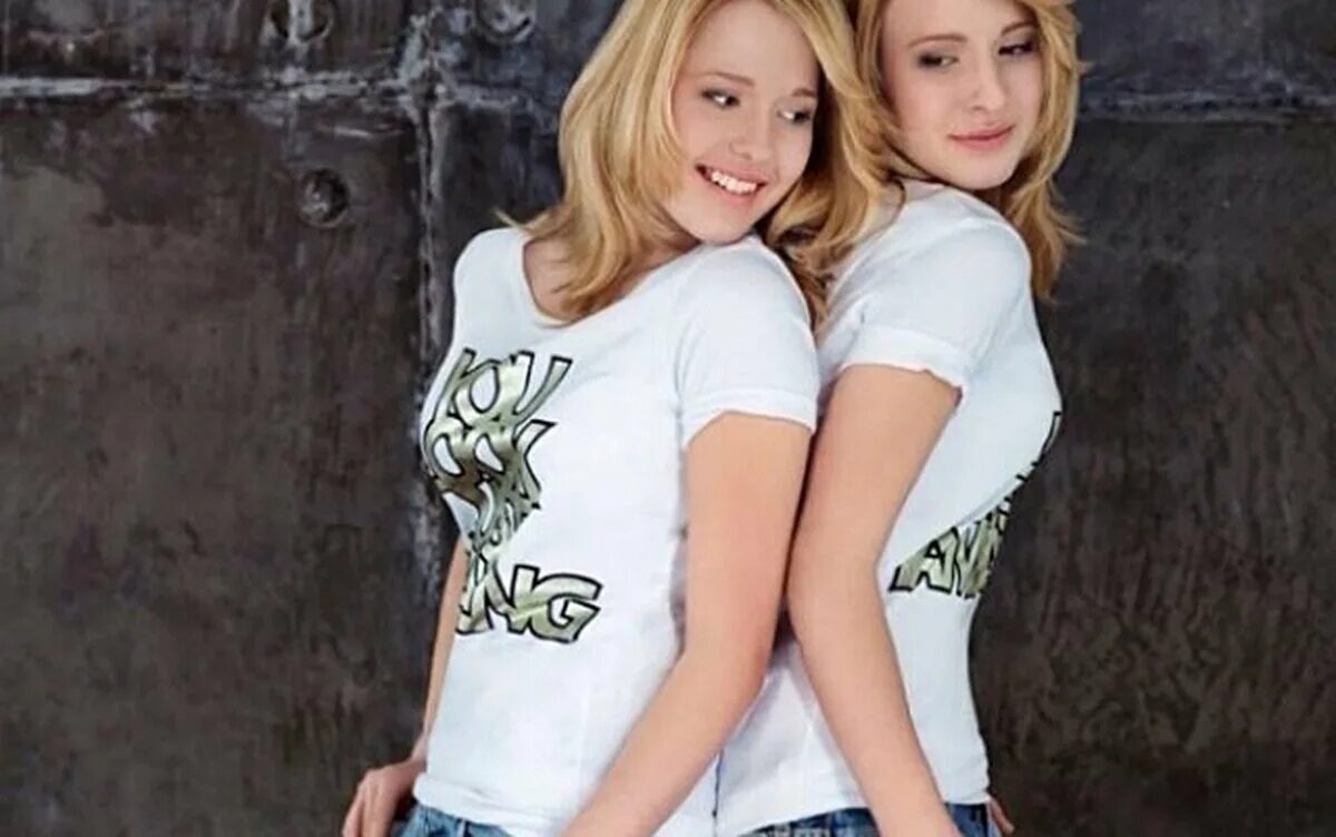 настя и маша толмачевы. близняшки блоггеры. сестры маша и катя. сериал сестры 2021. сестры толмачевы сейчас 2021.