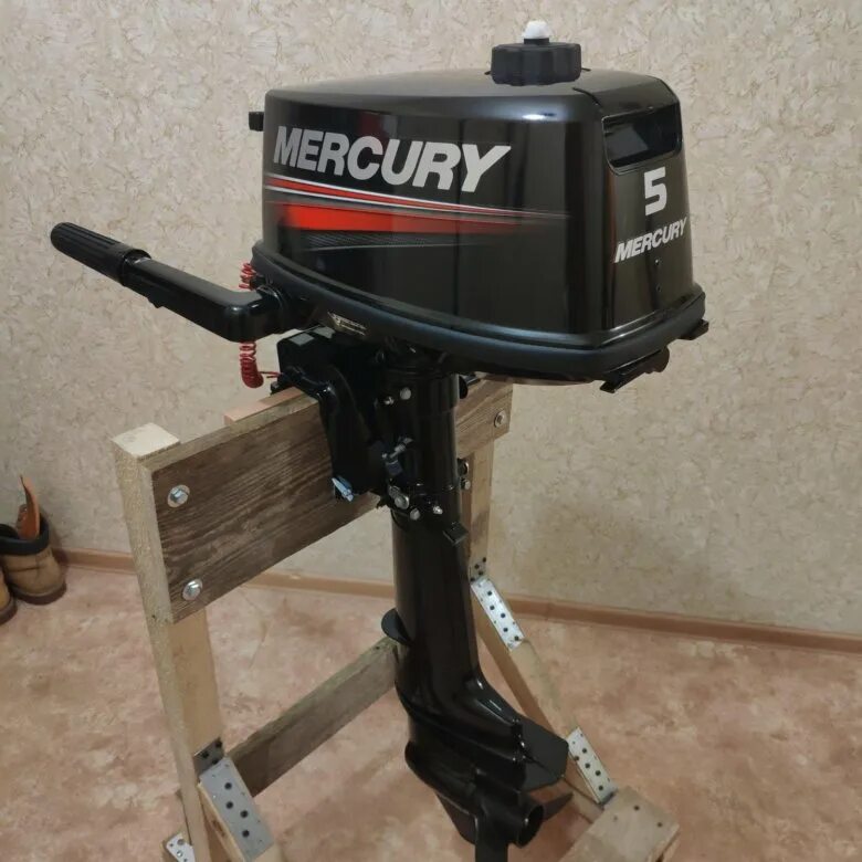 Mercury me 5. Мотор меркурий 5. лодочный мотор меркури5мн. мотор меркури 5. mercury m280l.