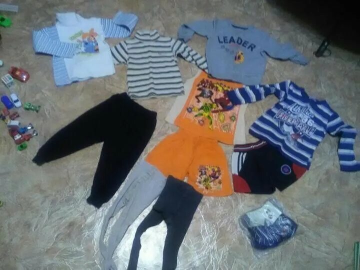 авито таганрог отдам детское. отдам даром детские вещи. авито вещи на мальчика 8-9 лет в дар. отдам даром диваны. стенка мебель даром.