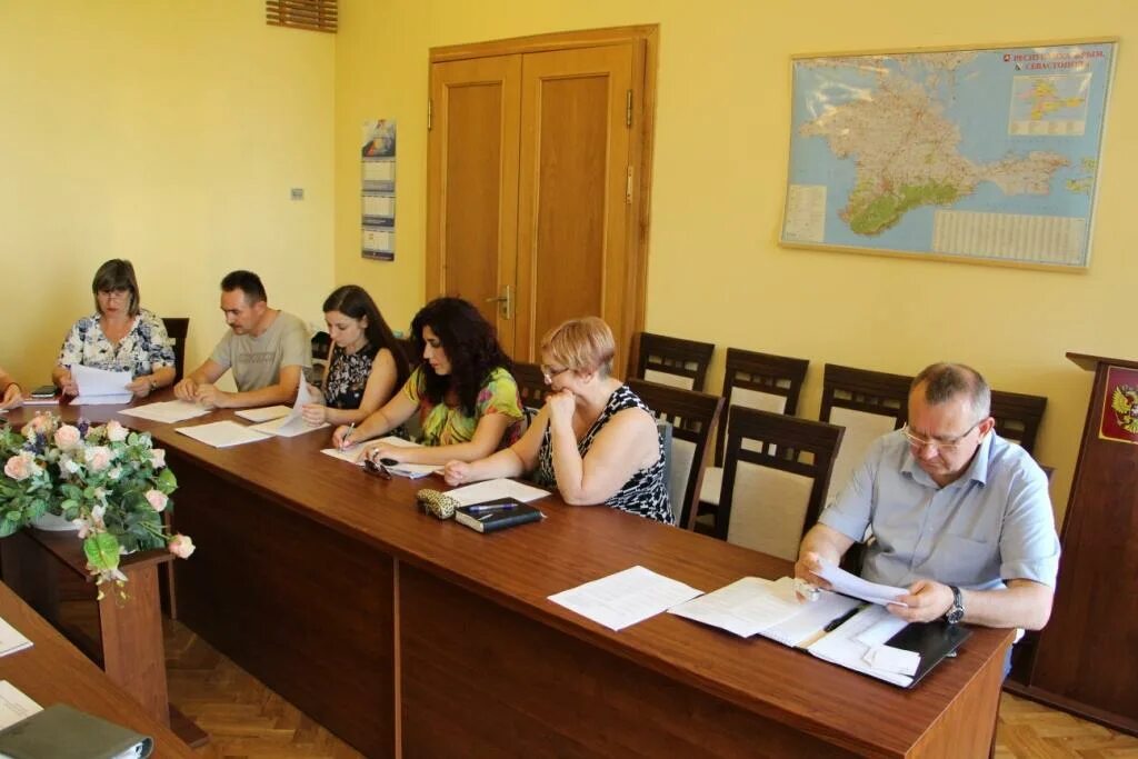 Контрольно-ревизионная служба при избирательной комиссии. Курская избирательная комиссия. Контрольно-ревизионная комиссия. Контрольно ревизионная служба избирательной комиссии. Контрольно ревизионная служба избирательной комиссии.