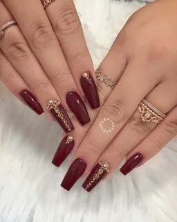 Үлкен кеуделері бар жетілген порно жұлдыздар