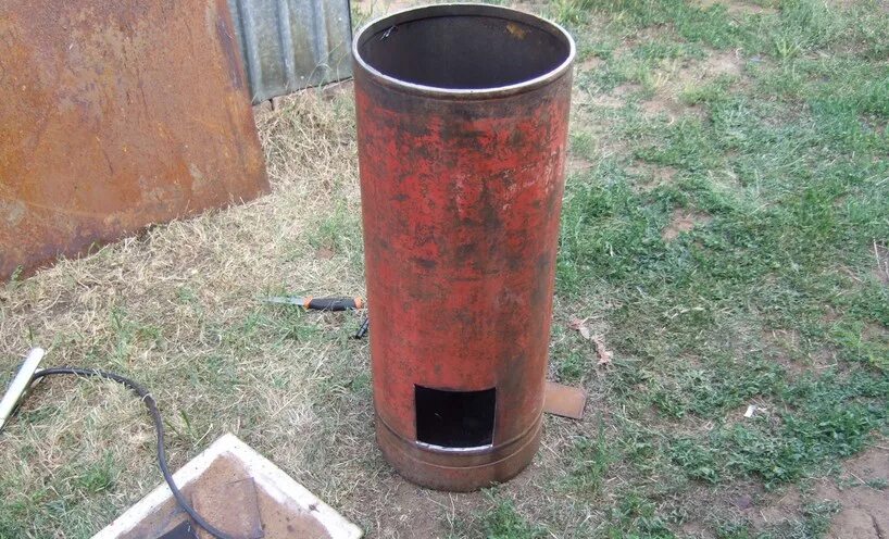 Самодельные котлы на твердом топливе. Печной котел водяного отопления для 150кв. Дверка зольника для твердотопливного котла холмова. Самодельный газовый котел. Дровяной железный отопительный котел.