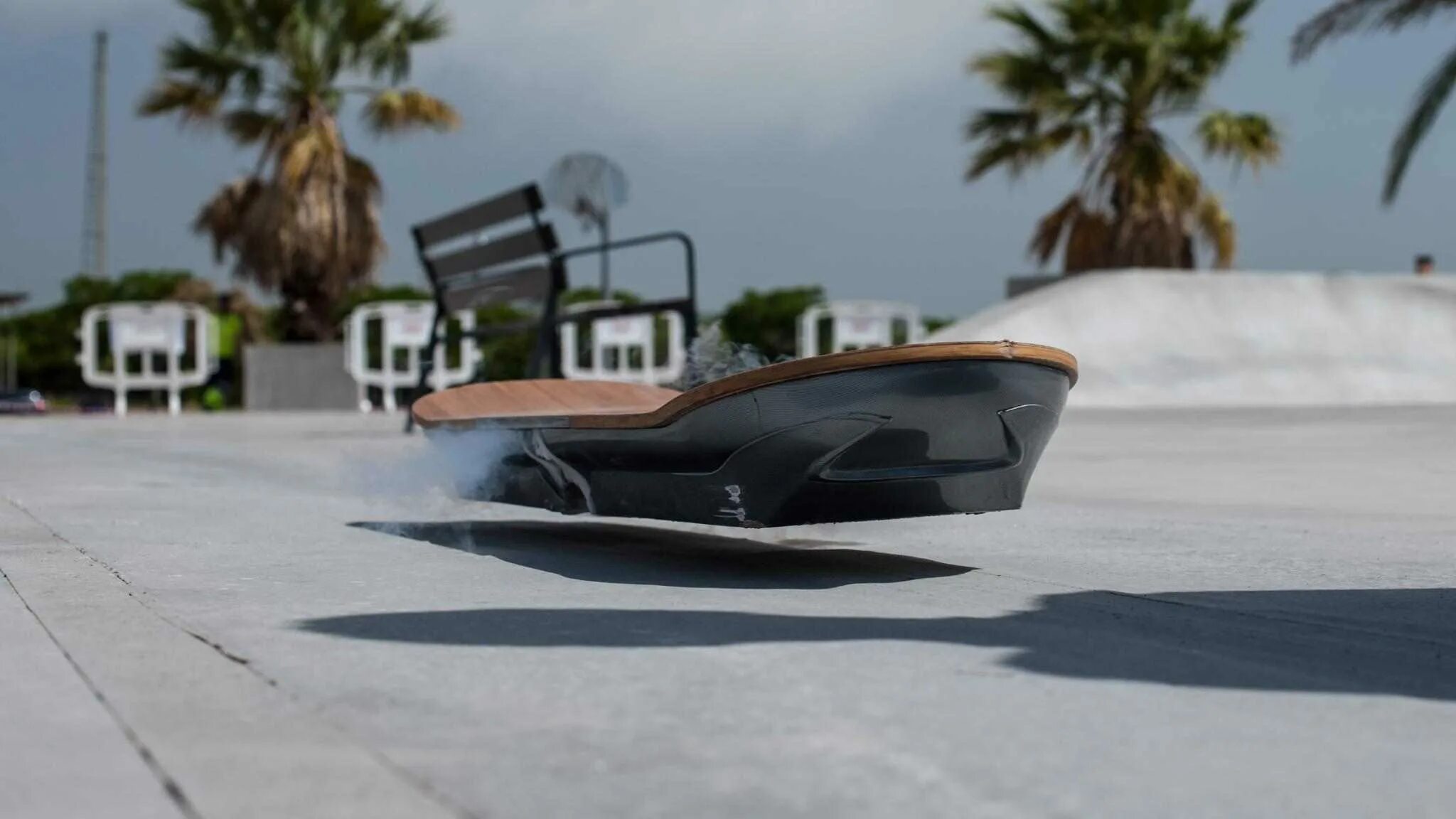 Ховерборд летающий. Hoverboard lexus. ховерборд концепт. летающая доска ховерборд.