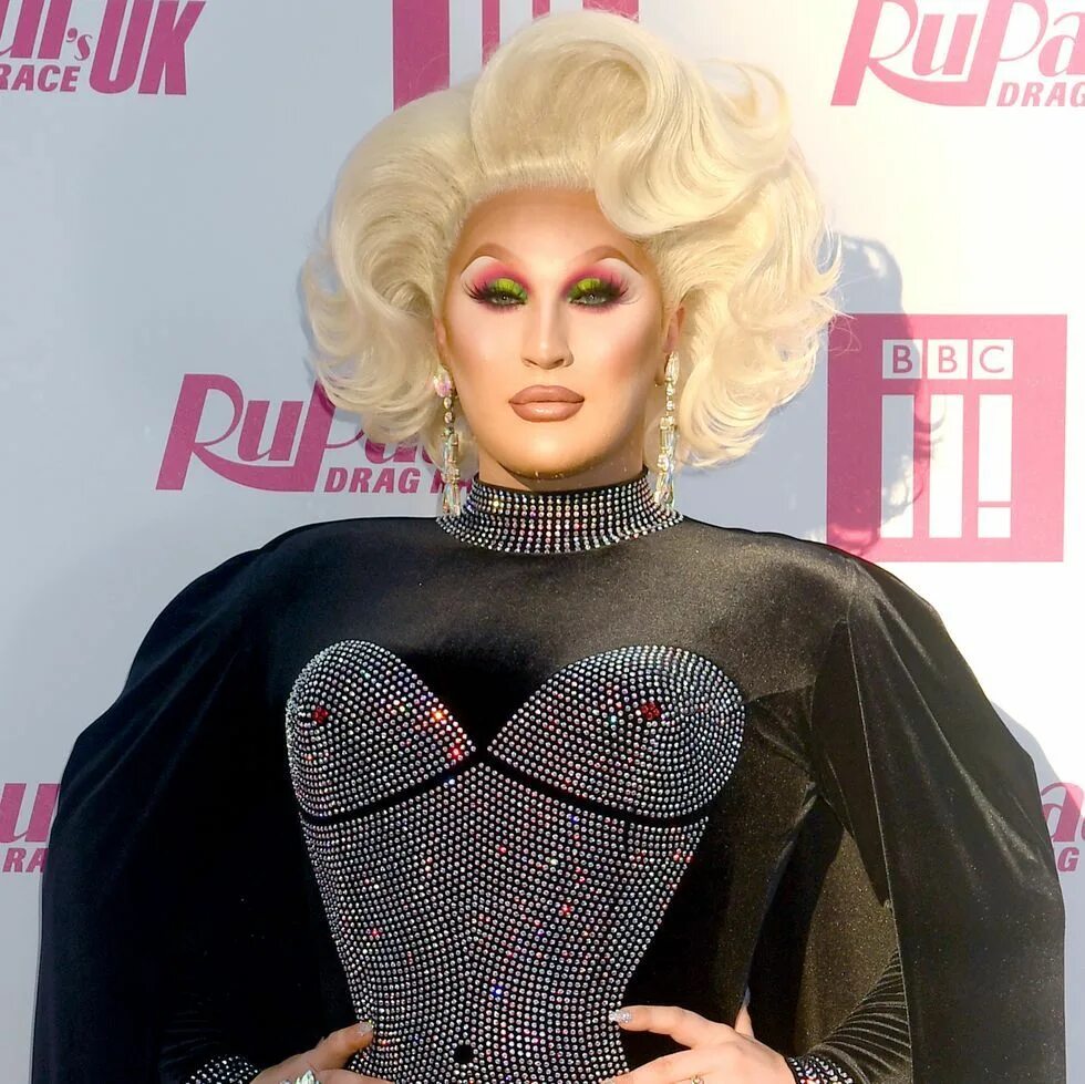 Вивьен Drag Race. Vivienne. Drag race uk