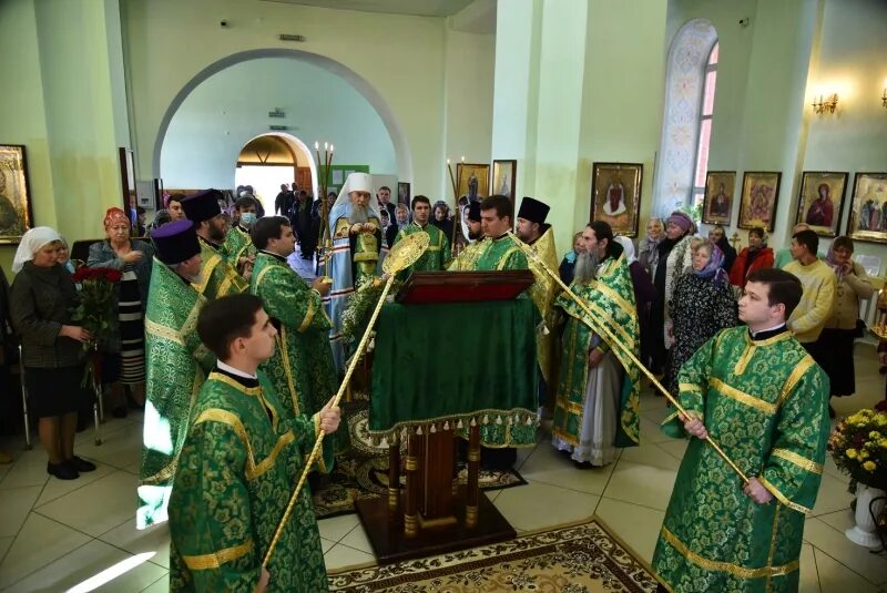 Новости новосергиевка оренбургская. Храм п.Новосергиевка. Женский монастырь Новосергиевка. Новости Новосергиевки Оренбургской области на сегодня.