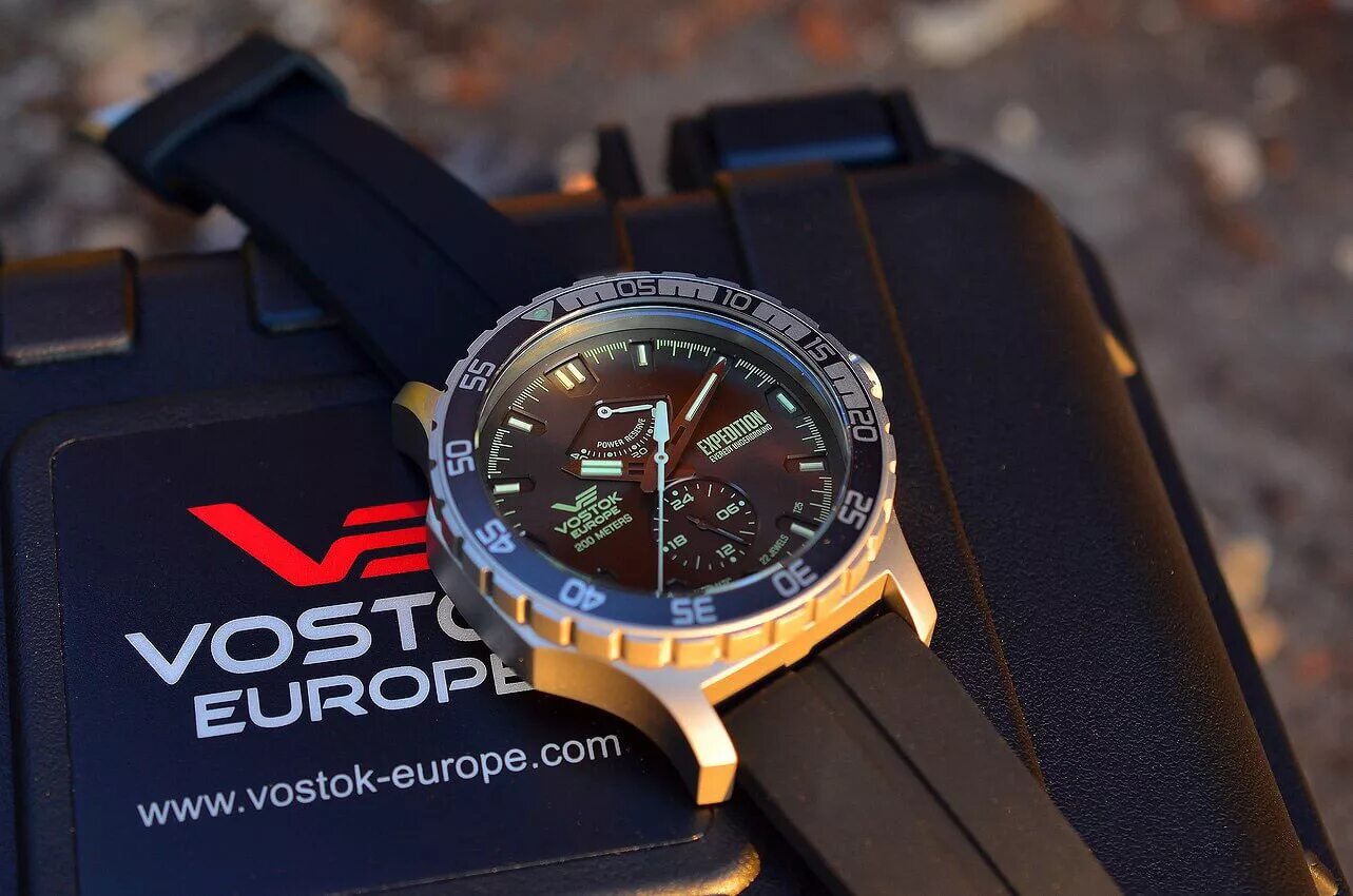 Сервисы часов восток. Vostok Europe yn84/597a543. Наручные часы Vostok Europe yn84. Vostok Europe амфибия. Часы наручные Восток Европа Эверест.