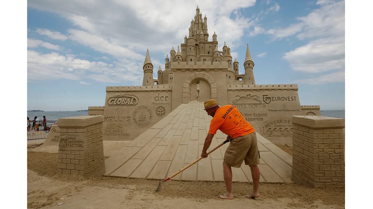Песочный замок. Фестиваль песчаных замков. Самый большой замок из песка. Лестница из песка. Замок из песка дорама
