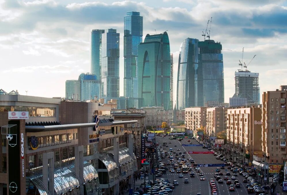 Улица развита. Улочки москвы. Minneapolis город в сша. Улицы москвы. Центр москвы улицы.