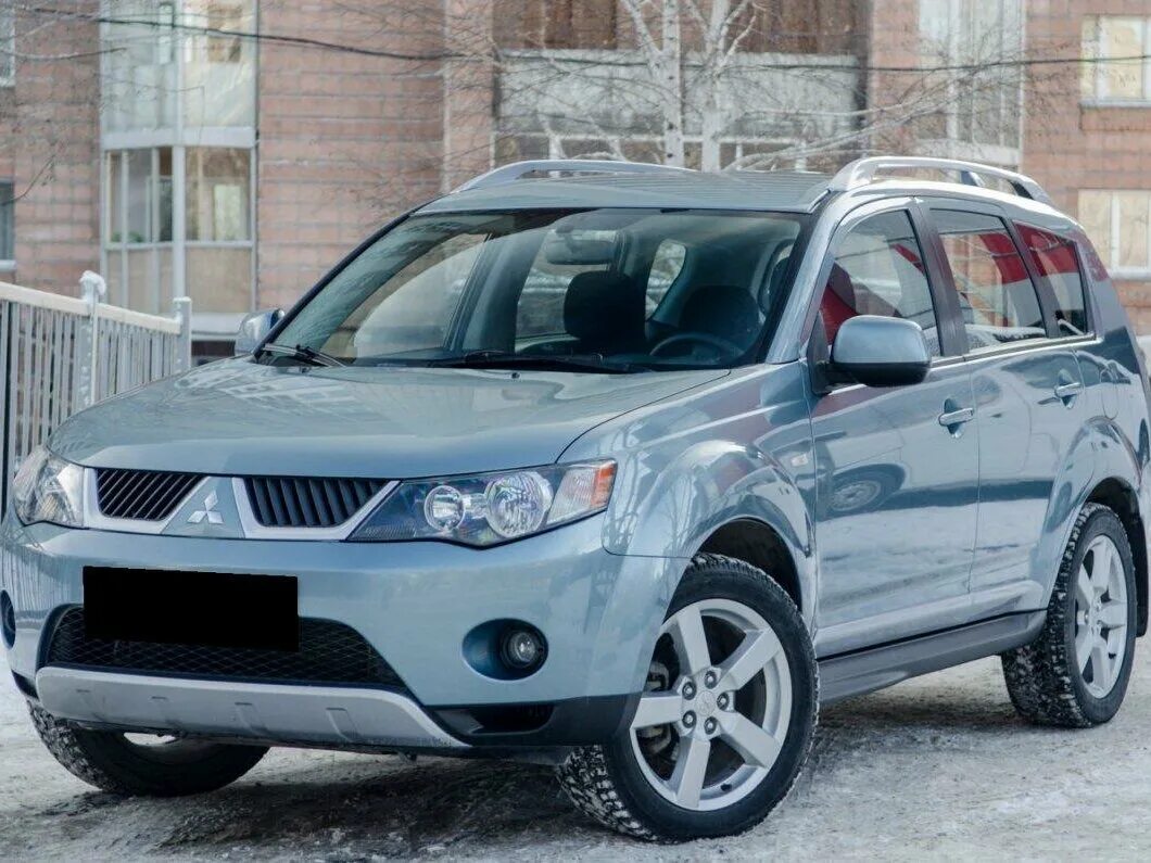 Сколько стоит мицубиси аутлендер. Mitsubishi Outlander XL 2008. Митсубиси Аутлендер 2. Митсубиси Аутлендер 2008 2.4. Mitsubishi Outlander XL 2005-2012.