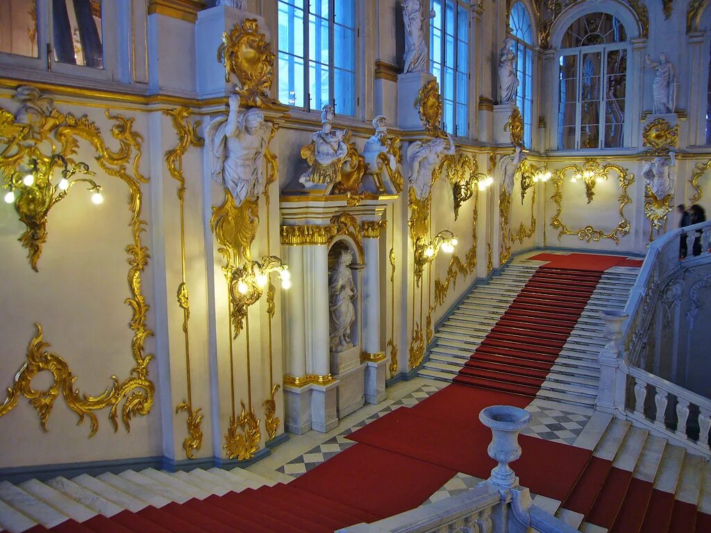 Санкт-петербург лестница. Дворец дмитрия кантемира в петербурге. Парадная лестница эрмитажа. Иорданская лестница зимнего дворца – растрелли. Зимний дворец эрмитаж иорданская лестница.