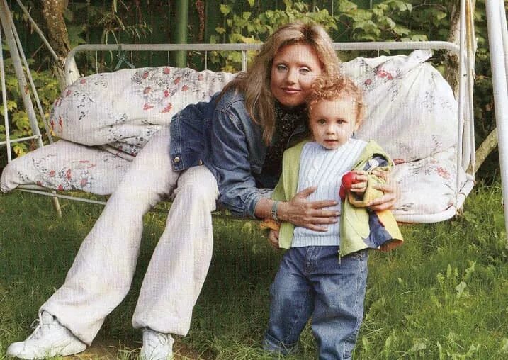 Сын алексея нилова и ирины климовой. Сын алексея нилова и ирины климовой. Сын ирины климовой сейчас. Сын алексея нилова и ирины климовой. Сын алексея нилова и ирины климовой.