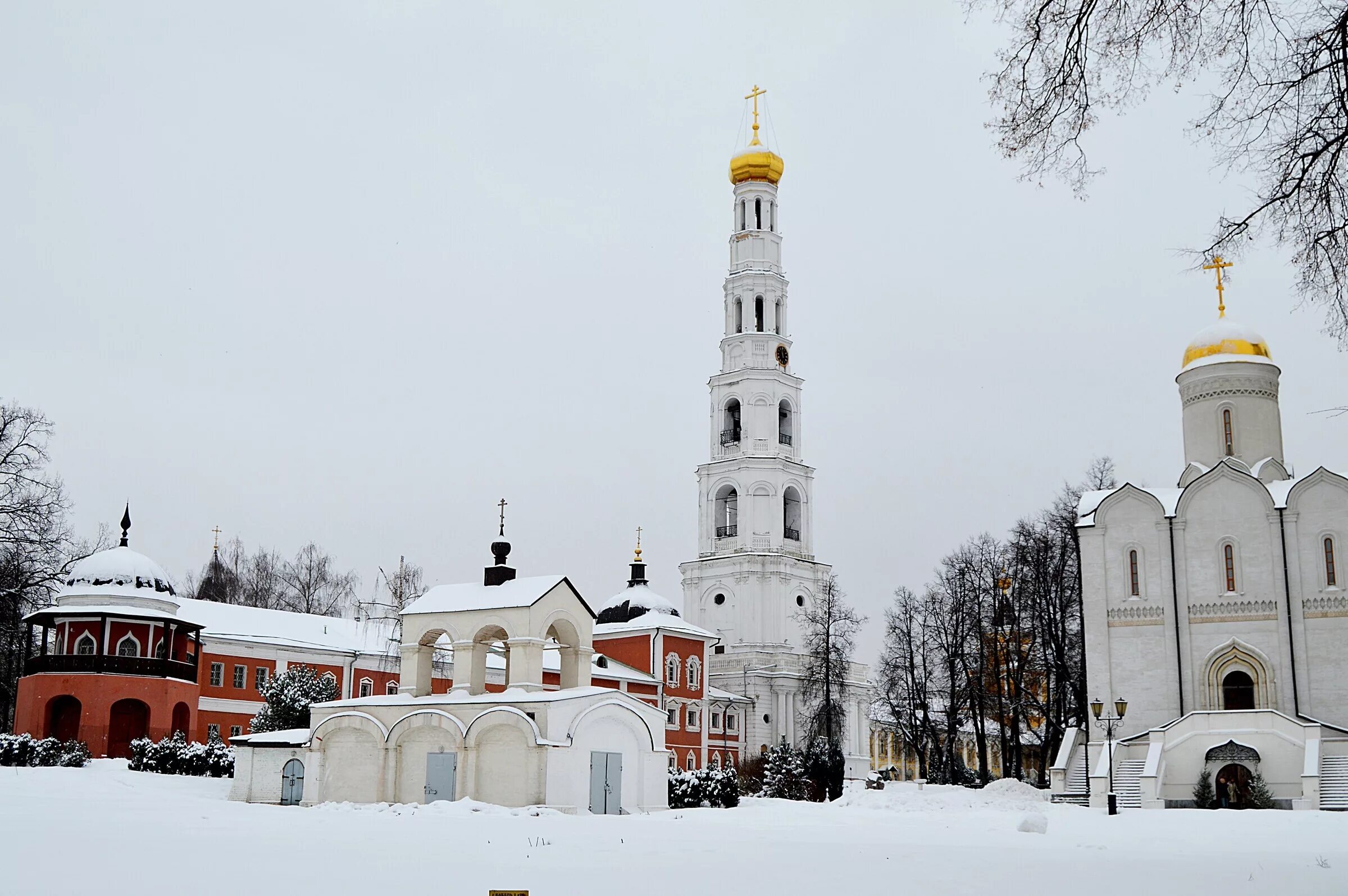 Свято угрешский монастырь