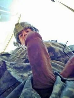 Солдат дрочит порно фото 92 