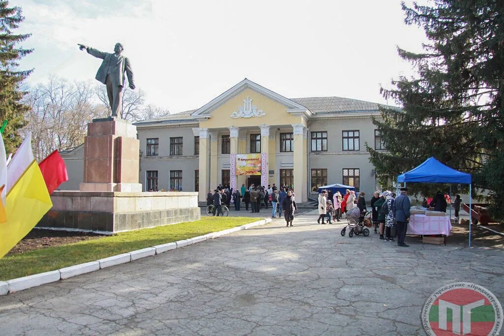 Погода в слободзее. Село Слободзея Молдавия. Город Слободзея Приднестровье. Слободзея ПМР достопримечательность. Достопримечательности Слободзеи.