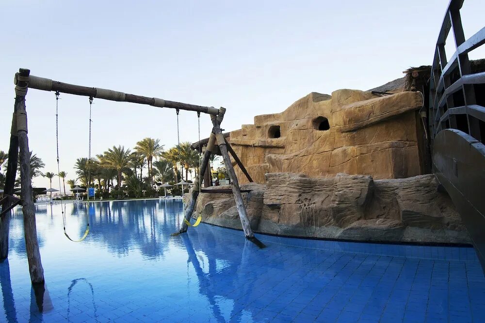 Pyramisa beach resort sahl hasheesh хургада. Отель в египте пирамиса бич резорт. pyramisa sahl hasheesh 5 египет хургада. отель отиум пирамиса. хургада отель pyramisa beach resort 5.