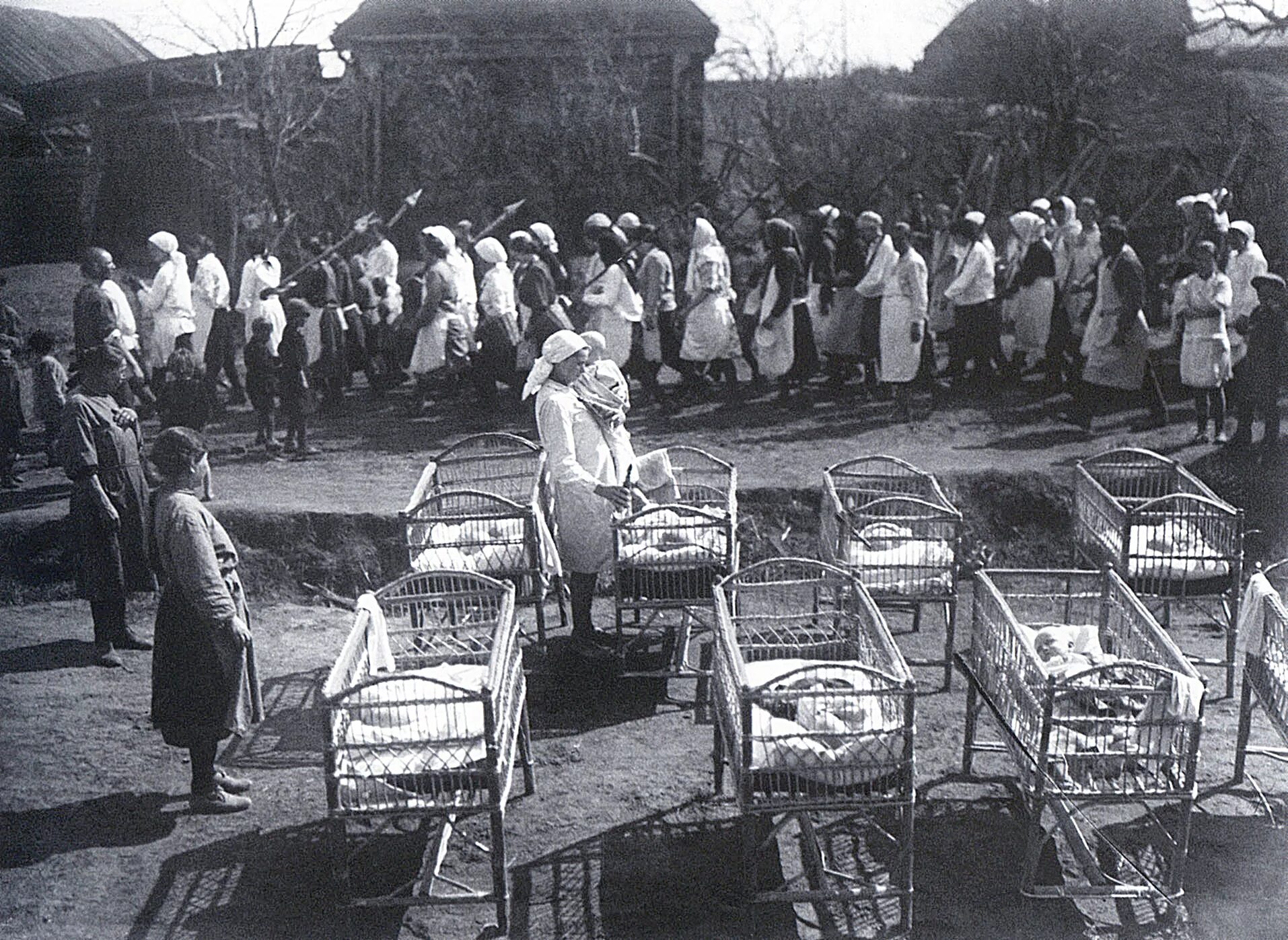 Колхоз "новая жизнь". 1931. Шагин. Детские сады в СССР В 1920-1930-Е. Колхоз СССР 1930 годы.