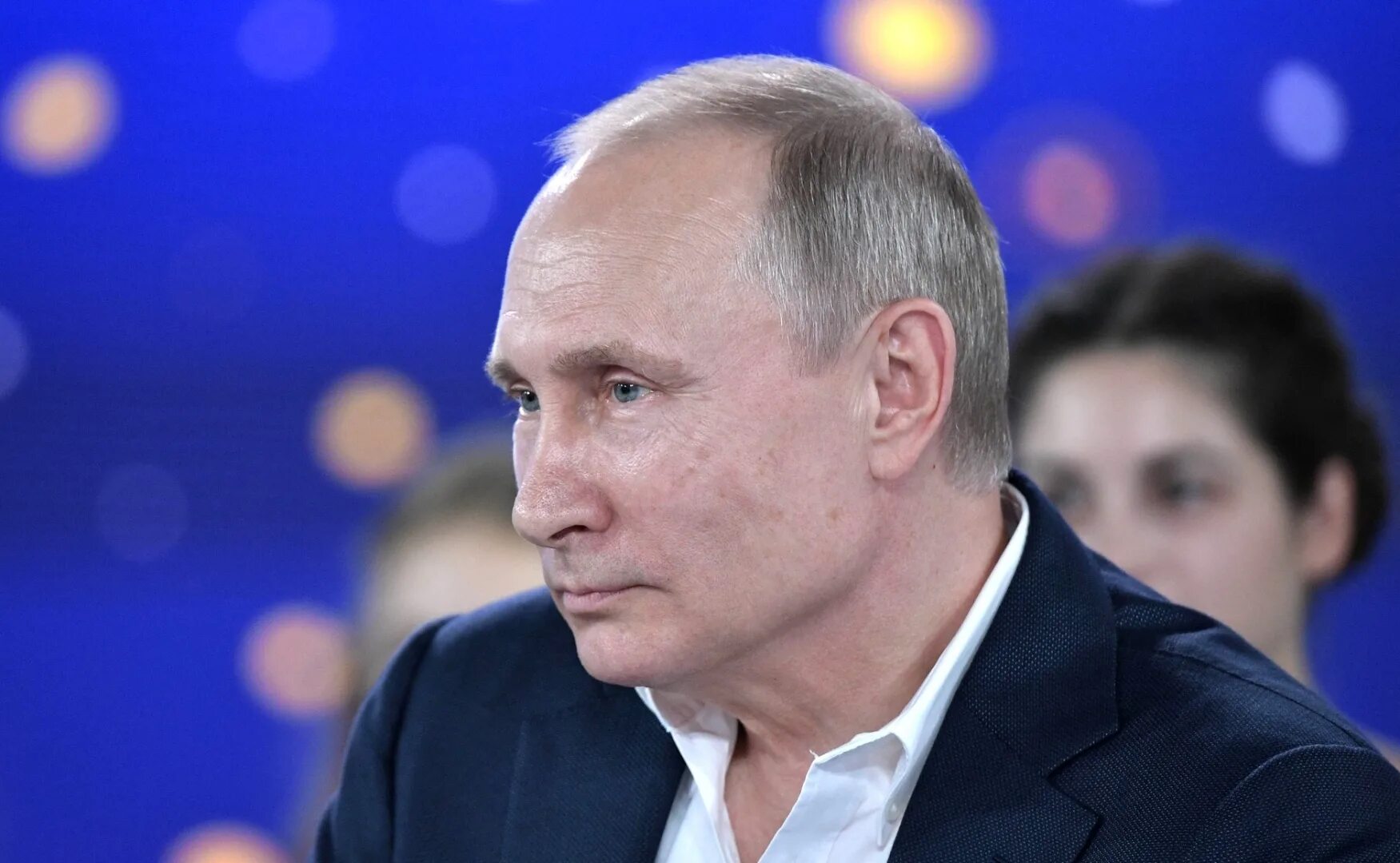 Ведущие программы итоги года с путиным