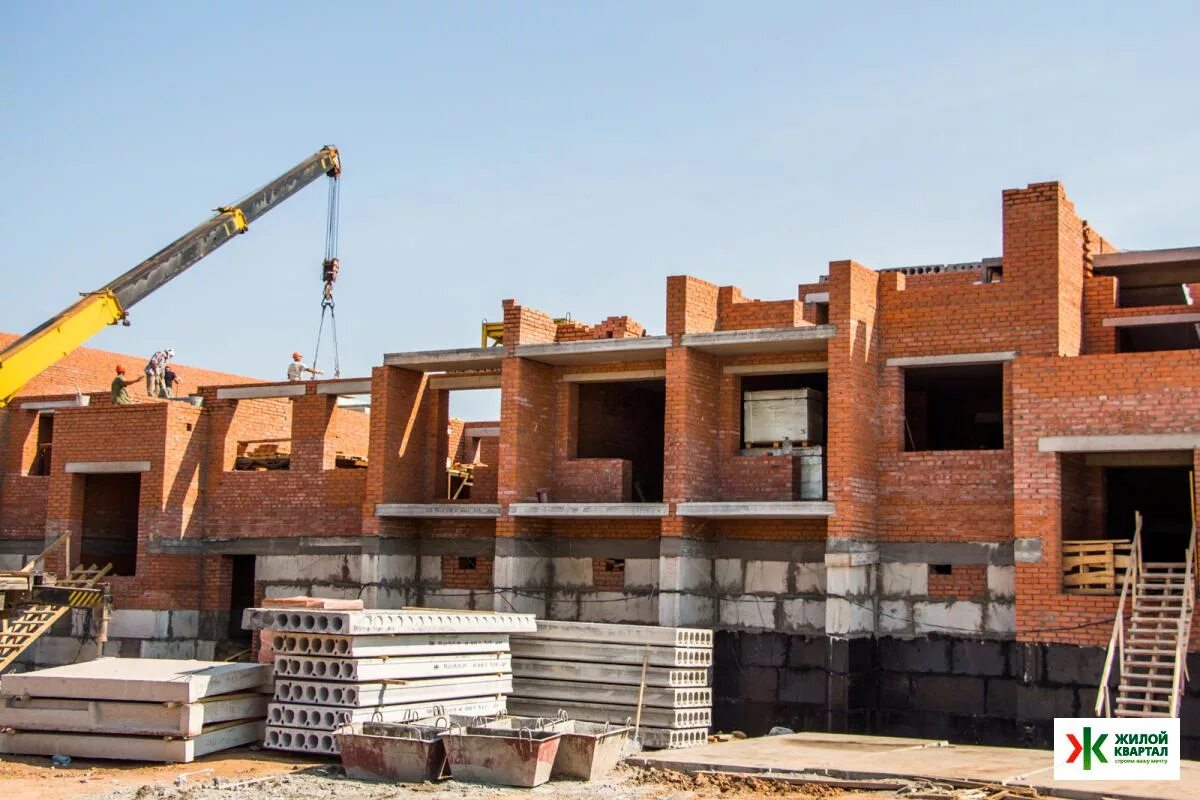 строительство малоэтажных домов. газобетонный дом. малоэтажное жилье. постройка коттеджа. строительство малоэтажных домов.