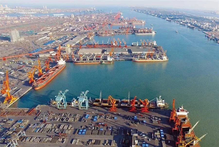 Город и порт в китае. Порт Тианжин. Tianjin Китай порт. Морской порт Тяньцзинь. Морской порт Шанхай Вайгаоцяо.