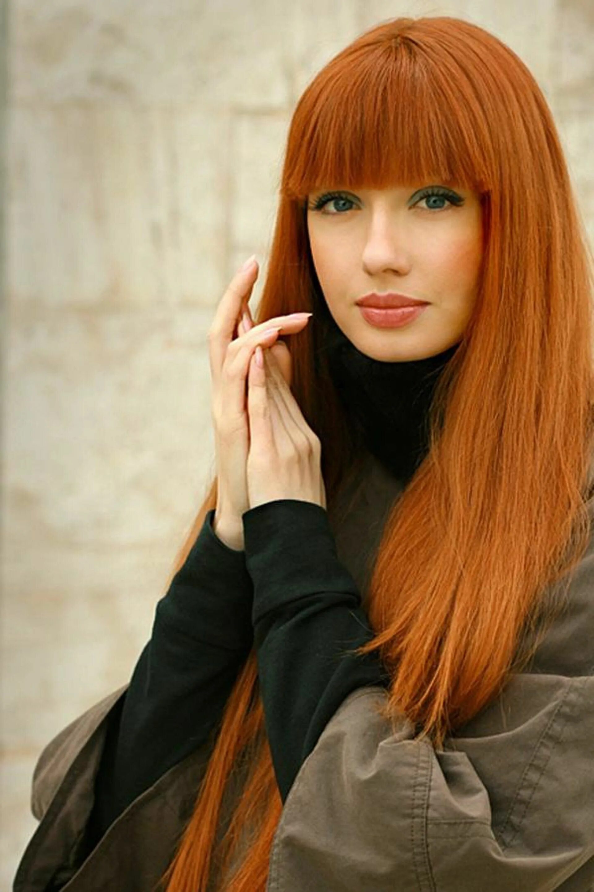 Темно рыжие волосы. Red hair brown eyes. Рыжий цвет волос. Рыжие локоны. Темно рыжие волосы.
