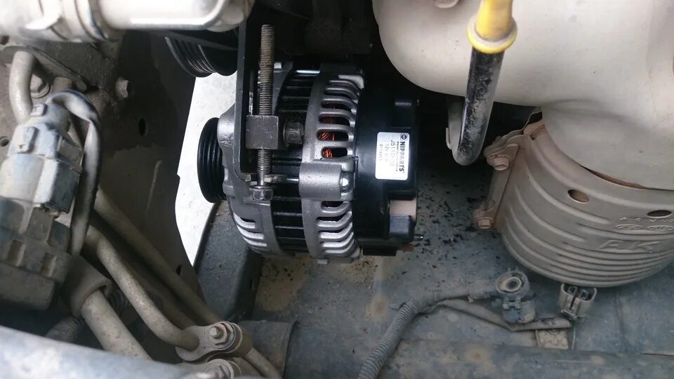 Генератор Nipparts 12V90A - Hyundai Accent (2G), 1,5 л, 2007 года своими руками 