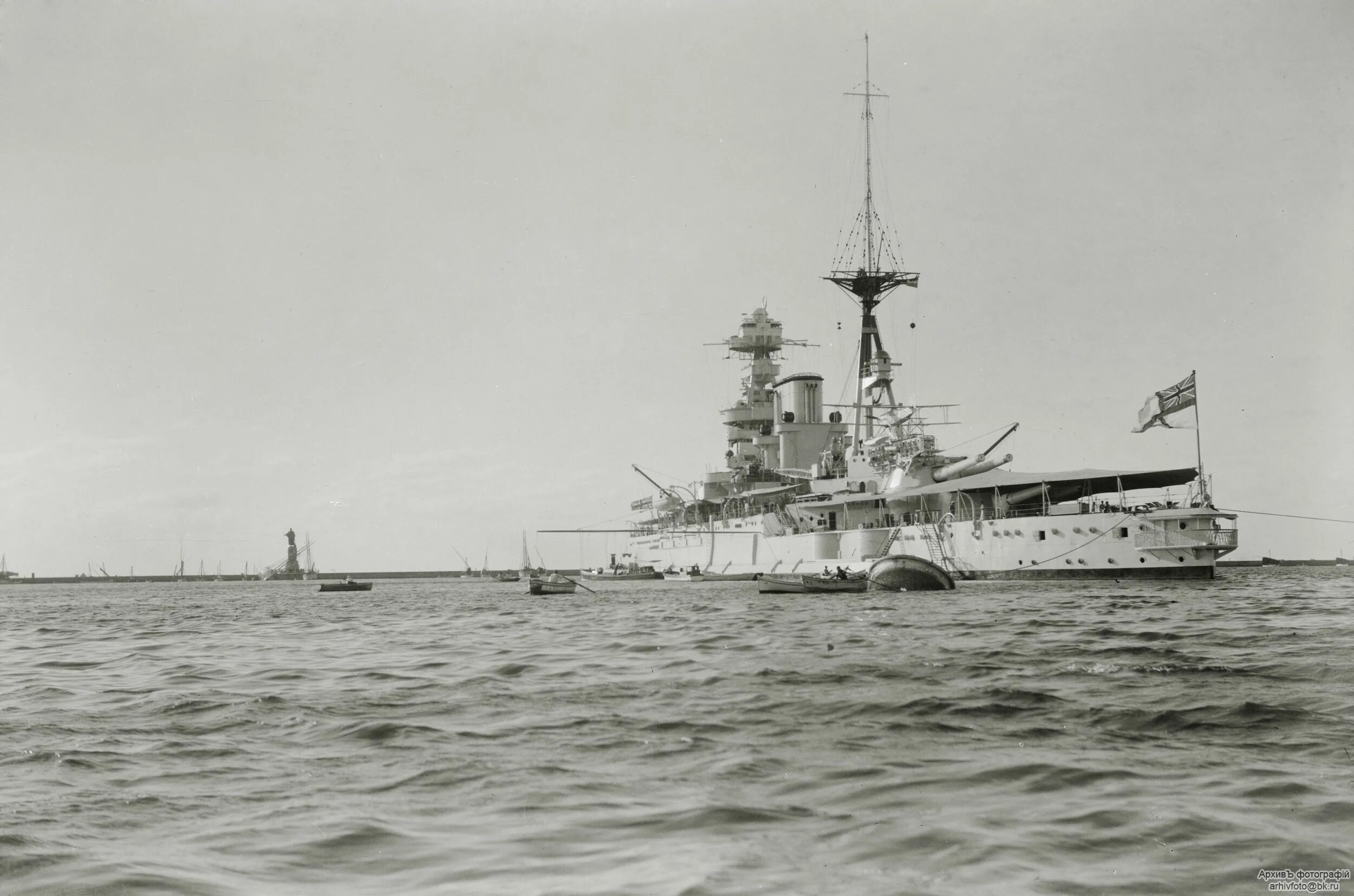 Порт саид корабль. Hms barham линкор. Hms barham. Линкор бархэм. Hms barham 1914.
