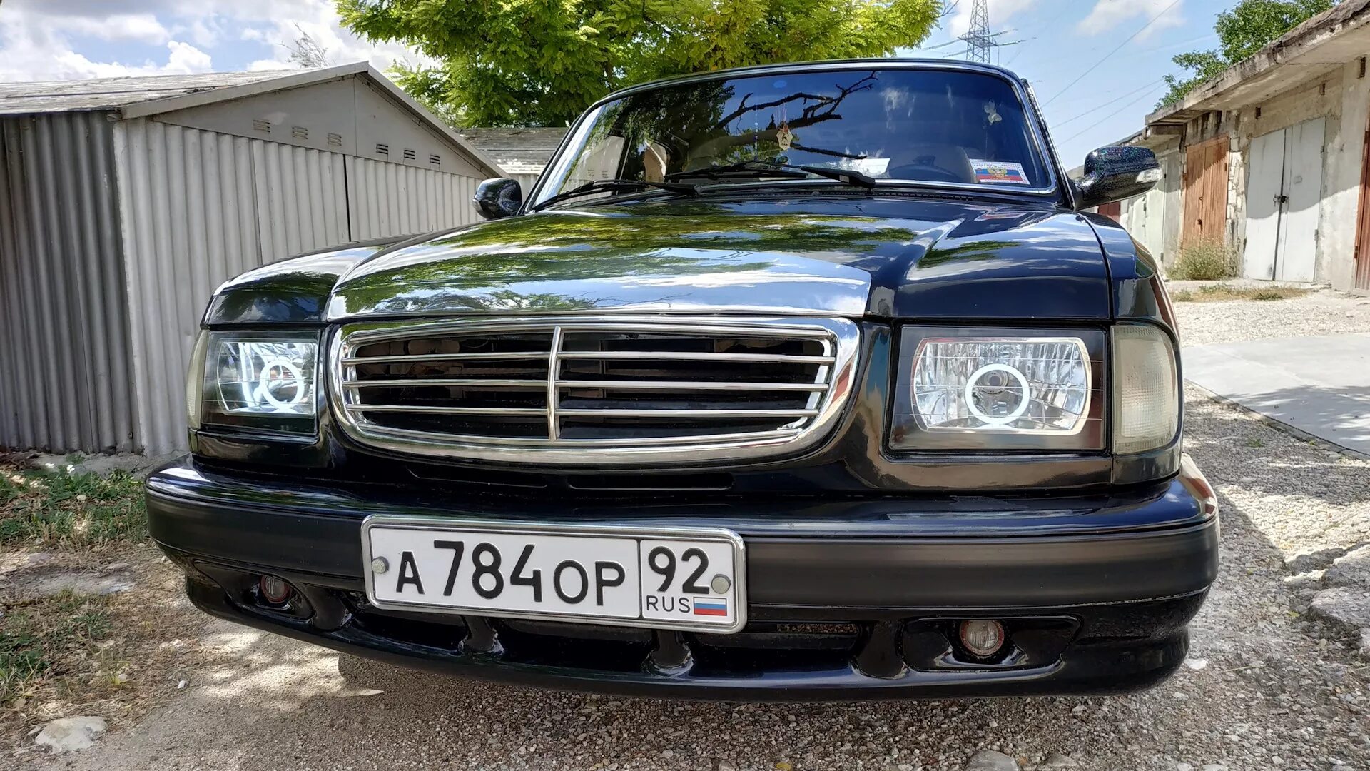 Газ 3110 r18. Хром газ 3110. Газ 31105 антихром. Газ 31029 и 3110. Тюнинговая волга 3110.