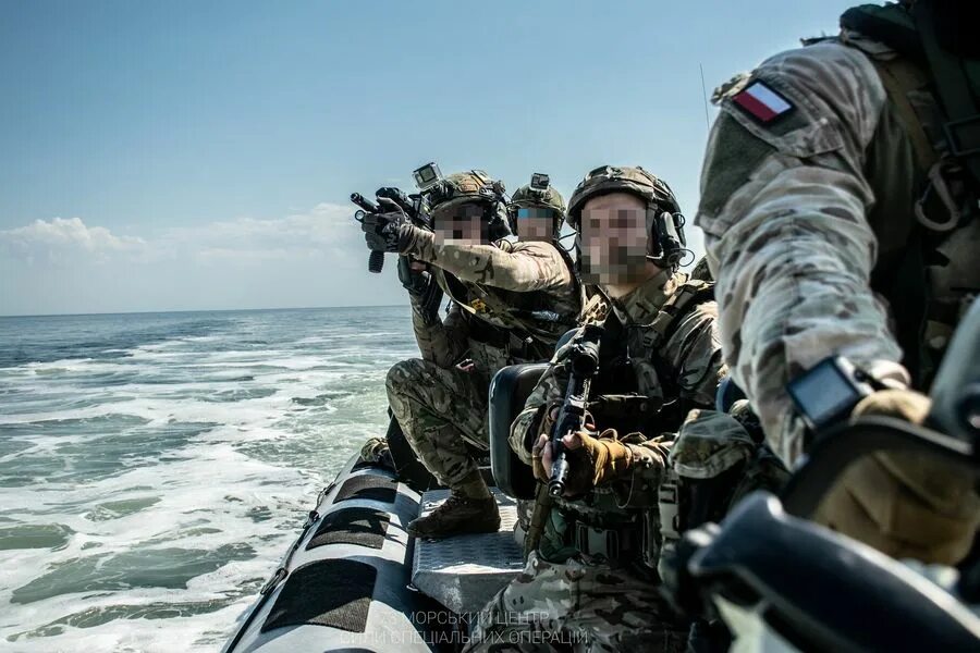 Морской центр ссо. Украинский спецназ 2021. Sea Breeze 2021 Nikon d90. Обстановка в Украине на море на сегодня. Видео где украинский Спегаз с катера тонет в песке.