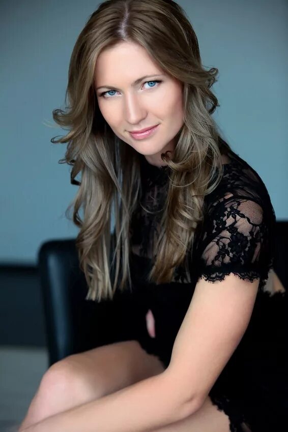 славянские девушки. прически украинок. красивые белорусские женщины. красивые славянские девушки. белоруска девушка.