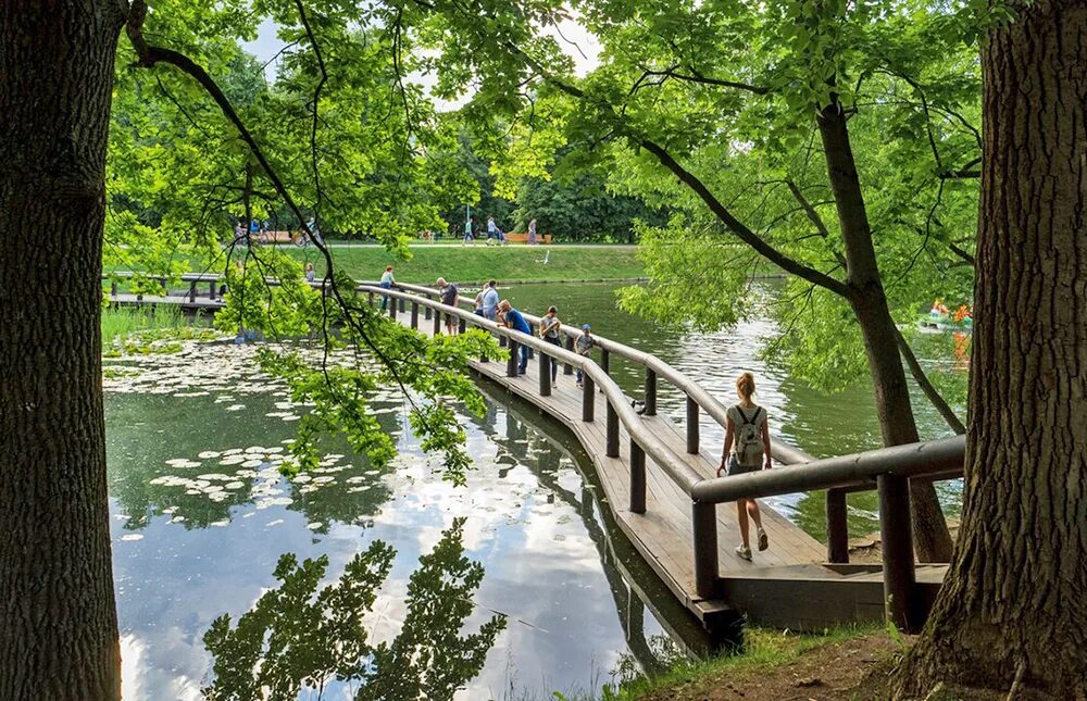 Куда сходить 27. Куда сходить погулять в москве. Куда сходить 27. Куда сходить 27. Общегородская площадь москва сити.