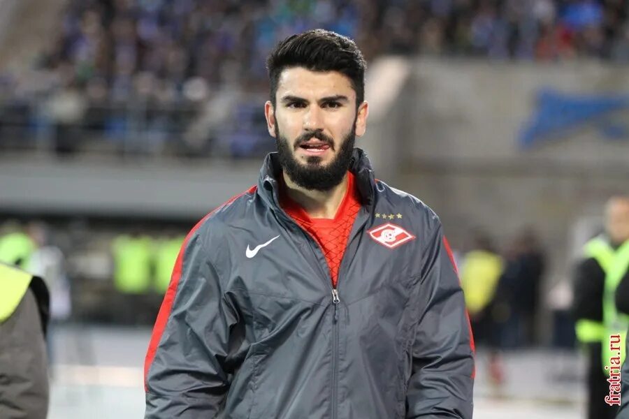 Таски. Сердар таски футболист 2022. Сердар таски футболист. Сердар таски 2022. Сердар таски футболист.