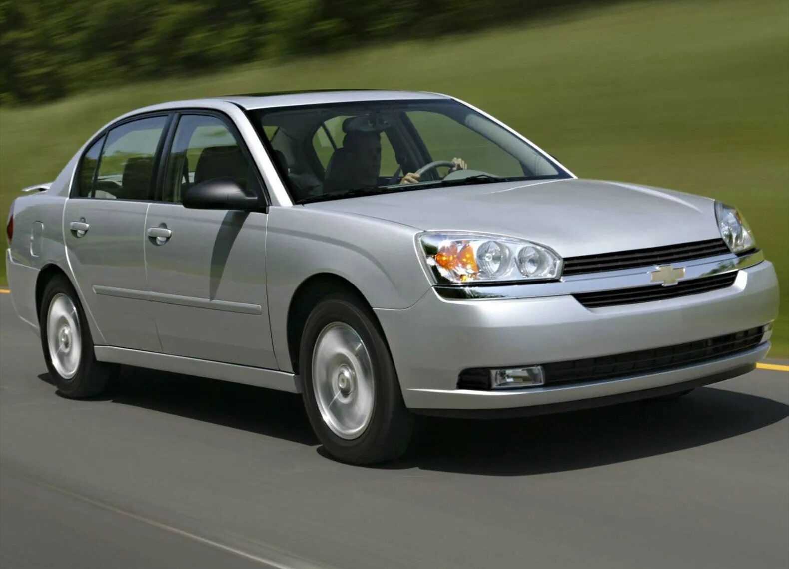 Https chevrolet auto ru. Chevrolet Malibu 2004. Шевроле Малибу 2004. Chevrolet Malibu 2003. Шевроле 2003 года седан.