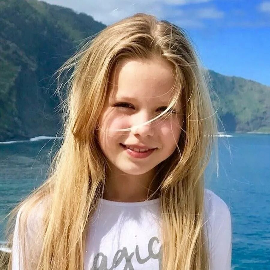 Ксюша фотографии. Стар cлайм/ксюша стар. Фото ксюши из нп. Ксюша шаталина моя прекрасная няня. Сколько лет ксюше из шгш.