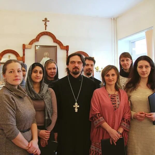 Губернаторский хор лик фото. Хор в храме где. Хор спасо преображенского собора. Хвалебный хор это. Спасо преображенский храм.