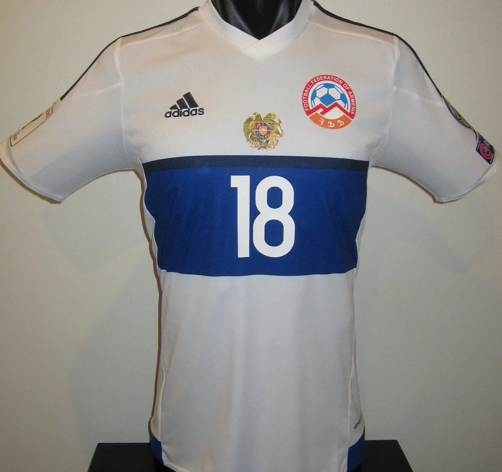 Армения адидас ереван сайт. Armenian football forma. Адидас армения. Армянский адидас. Adidas armenia.